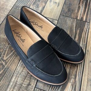 Life Stride | Women's Classic Black Loafers